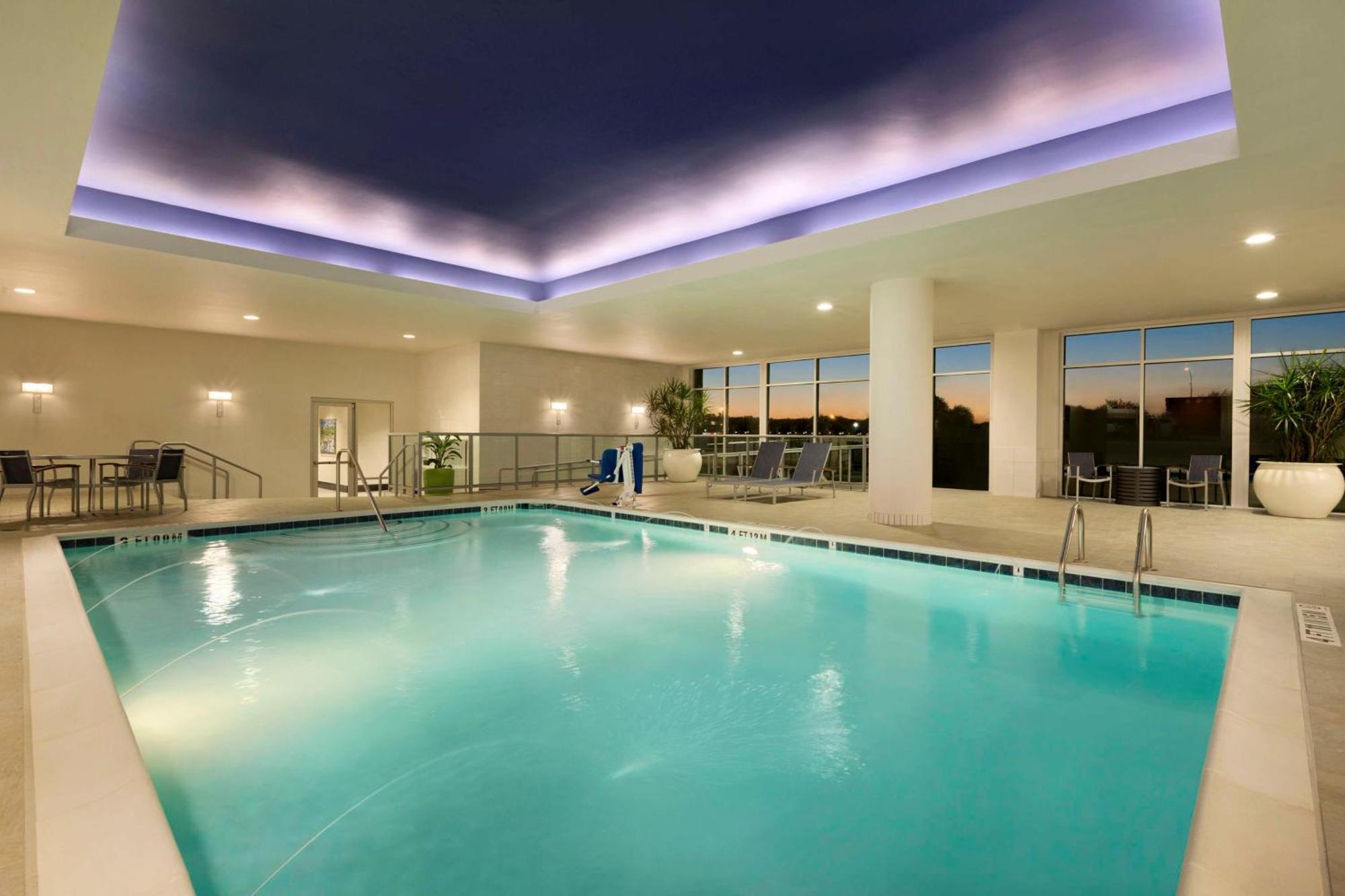 Embassy Suites By Hilton Greenville Downtown Riverplace Esterno foto