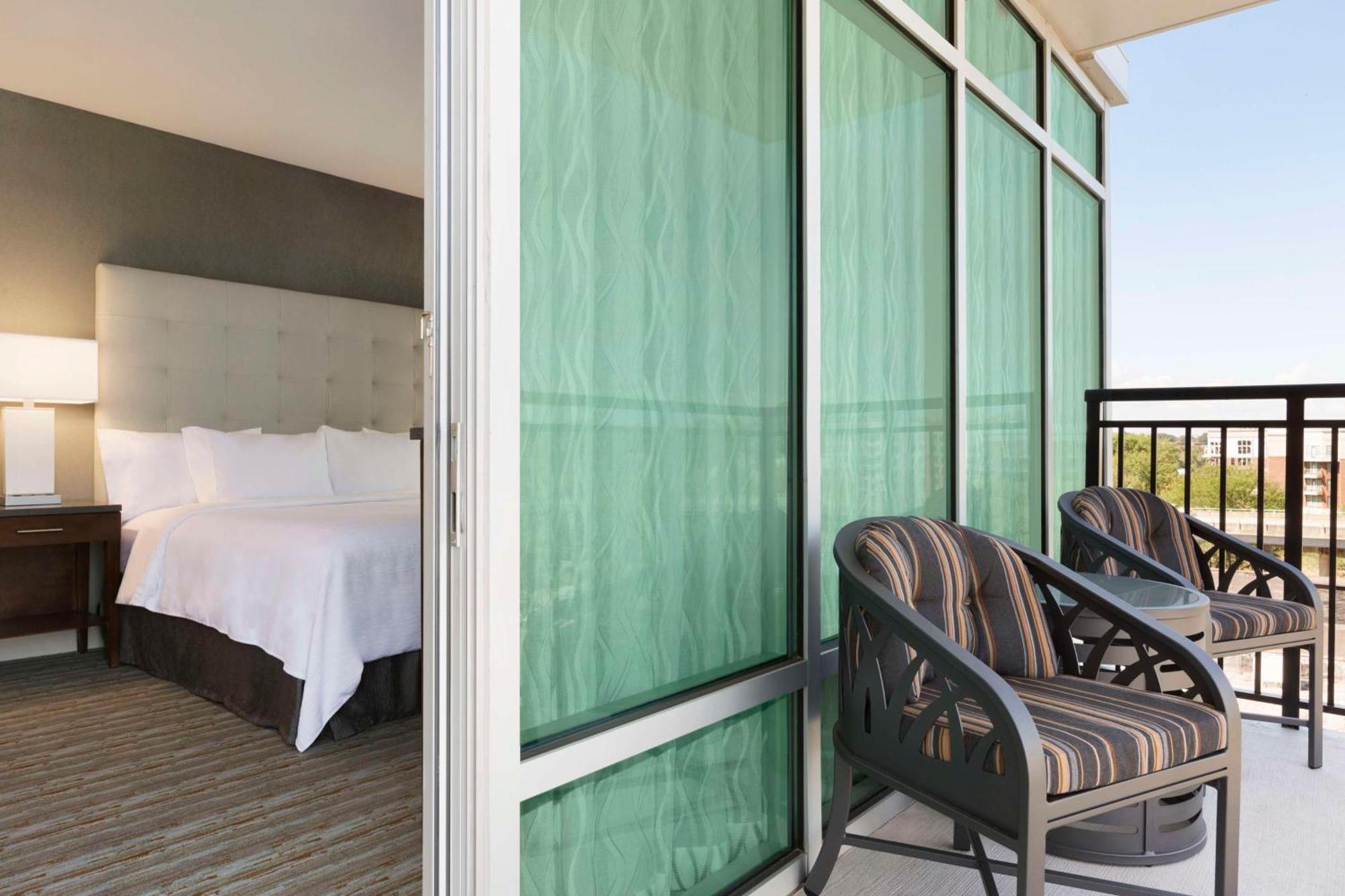Embassy Suites By Hilton Greenville Downtown Riverplace Esterno foto